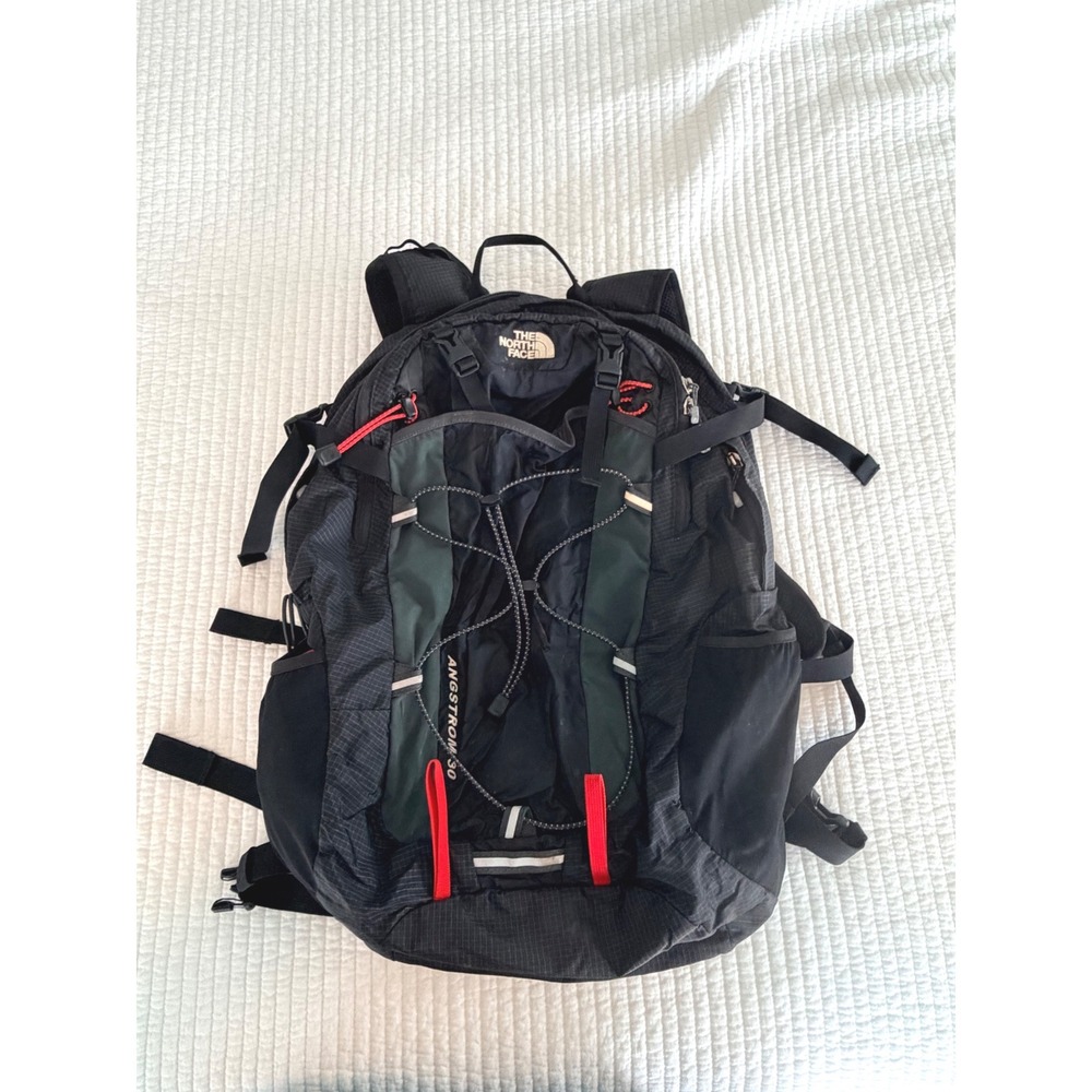 The North Face Angstrom 30 Backpack Black Green Hiking Daypack with Rain Cover